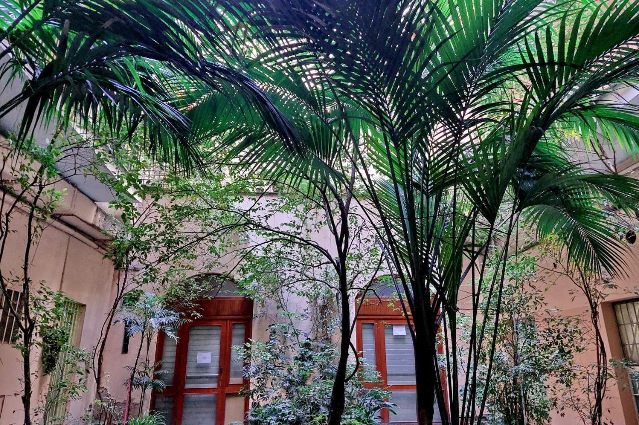 Domus Lou Elegante Appartamento In Trastevere Roma Exterior foto